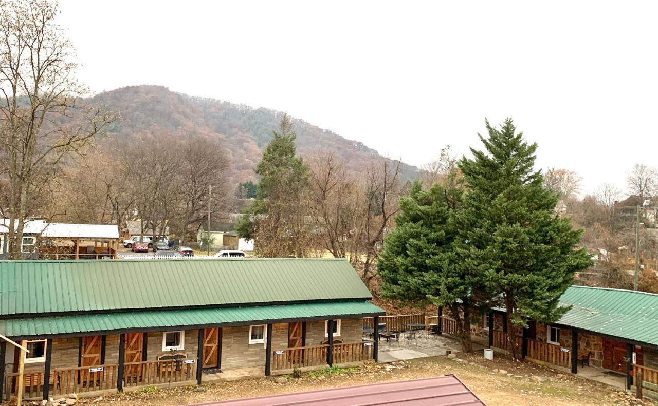 Creek Water Inn Hot Springs Buitenkant foto